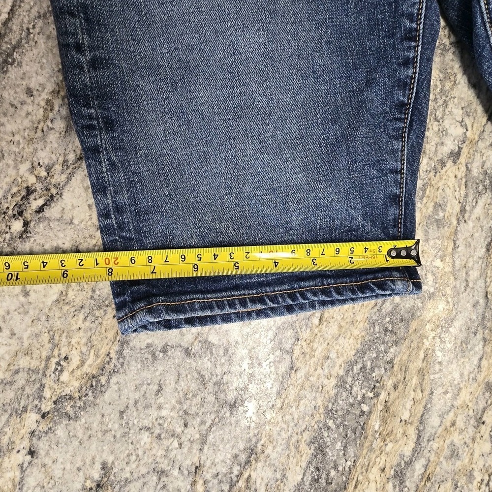 Levi's 502 Jean Shorts Size 28x9 Womens Dolphin Patch On Back Pocket. - Picture 10 of 10